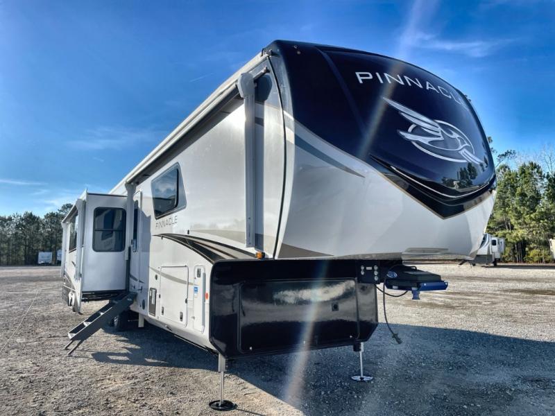 New 2024 Jayco Pinnacle 38FBRK Fifth Wheel at Blue Compass RV Longs