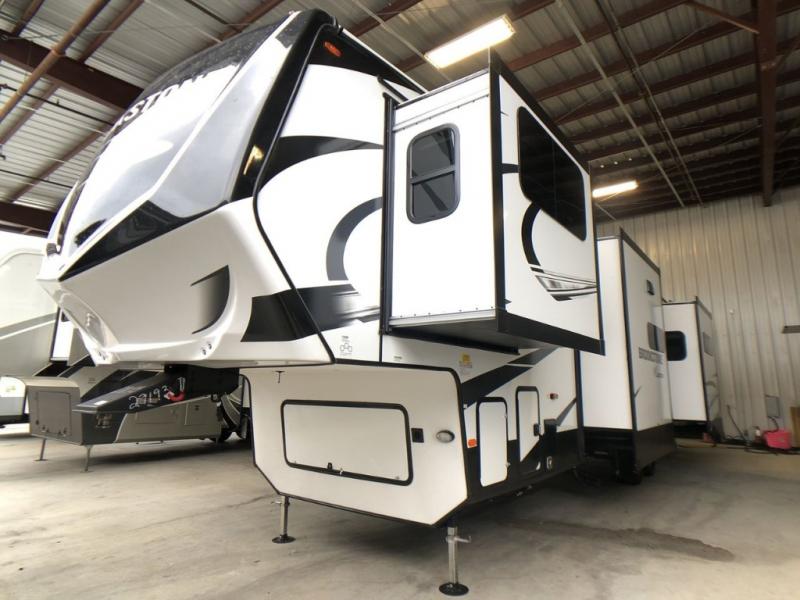 New 2022 Coachmen RV Brookstone BKF344FL Fifth Wheel at Blue