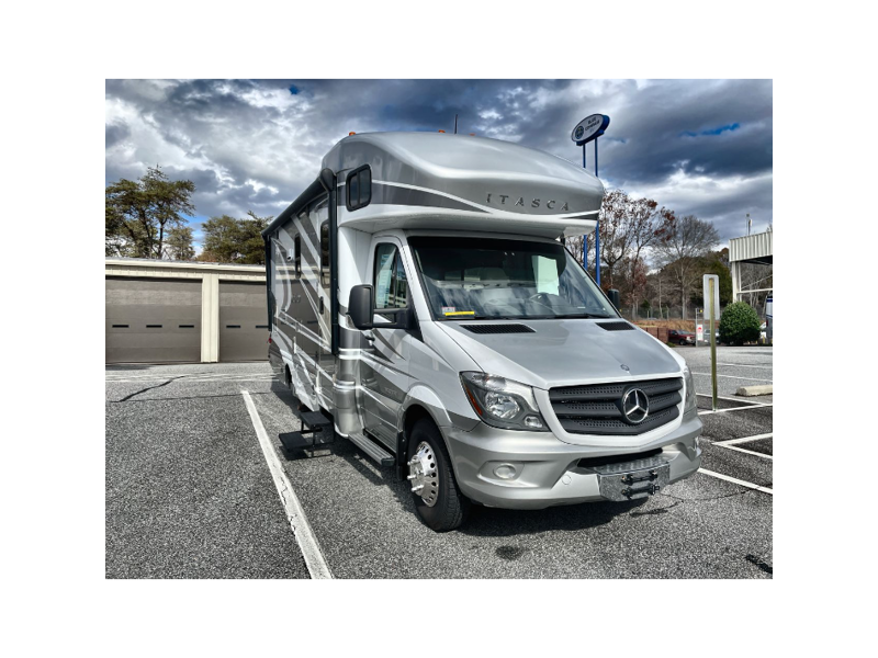 Used 2015 Itasca Navion 24m Navion Motor Home Class C at Blue Compass ...