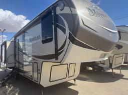 Used 2016 Keystone RV Montana 3160 RL Photo