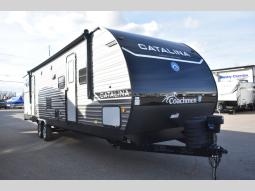 New 2024 Coachmen RV Catalina Legacy Edition 323BHDSCK Photo