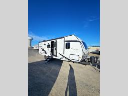 Used 2022 Coachmen RV Freedom Express Ultra Lite 252RBS Photo