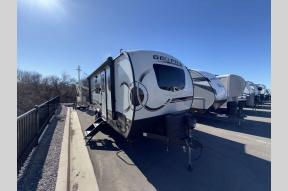 Used 2024 Forest River RV Rockwood GEOPRO 20FBS Photo