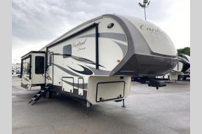 Used 2019 Forest River RV Cardinal 3875FBX Photo