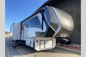 New 2025 Keystone RV Avalanche 380LT Photo