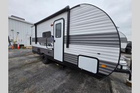 New 2025 Gulf Stream RV Ameri-Lite Super Lite 177BH Photo