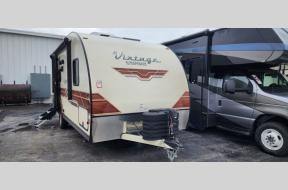 New 2024 Gulf Stream RV Vintage Cruiser 19CSK Photo