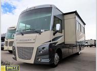 Used 2020 Winnebago Vista 35U image