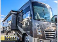 Used 2018 Thor Motor Coach Miramar 35.2 image