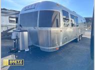 Used 2017 Airstream RV Flying Cloud 30 image