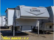 Used 2021 Lance 995 image