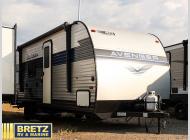 Used 2022 Prime Time RV Avenger 22BH image