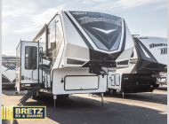 Used 2021 Grand Design Momentum M-Class 398M image