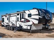 Used 2017 Dutchmen RV Voltage Epic V4150 image