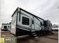 Used 2021 Heartland Cyclone 4005 image