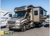 Used 2017 Dynamax isata 4 FW24 image