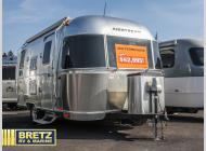 Used 2017 Airstream RV Flying Cloud FLYING CLOUD 19CB image