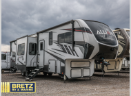 Used 2022 Alliance RV Valor 37V13 image