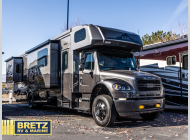 Used 2023 Dynamax DX3 37TS image