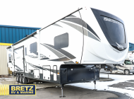 Used 2021 Jayco Seismic 4113 image