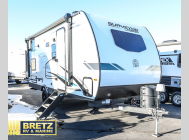 Used 2022 Forest River RV Surveyor Legend 19MDBLE image