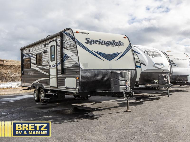 RV listing image