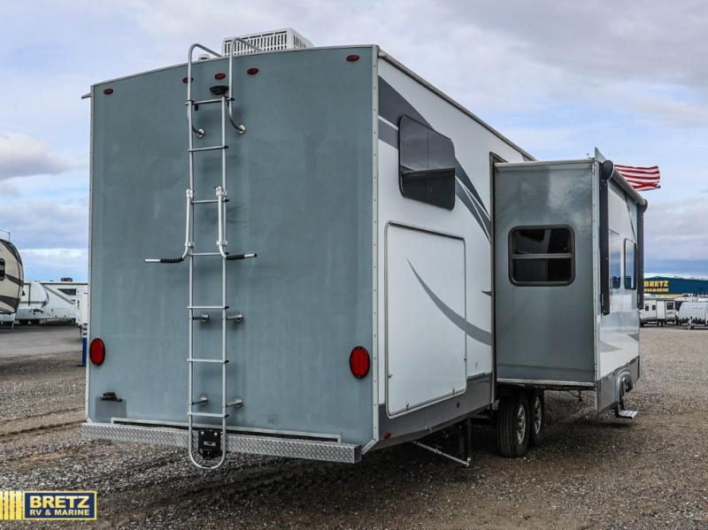 RV listing image