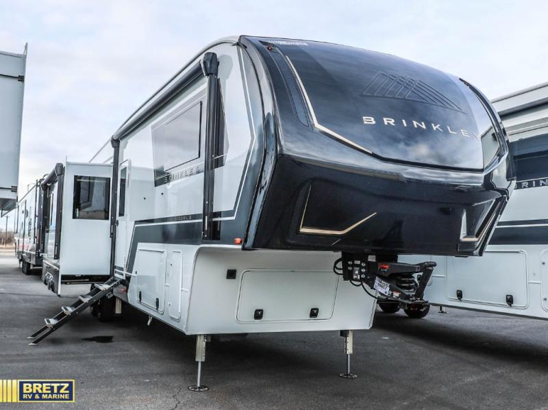 RV listing image