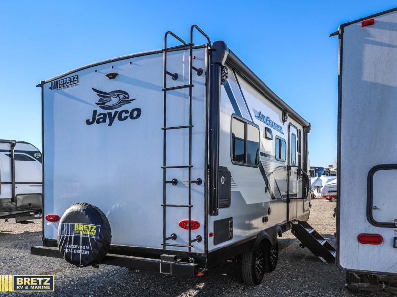 RV listing image