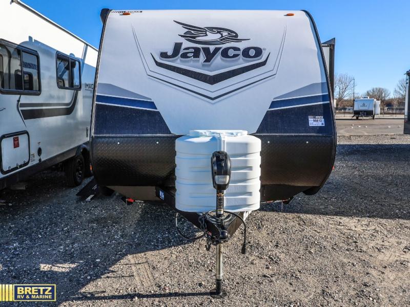 RV listing image