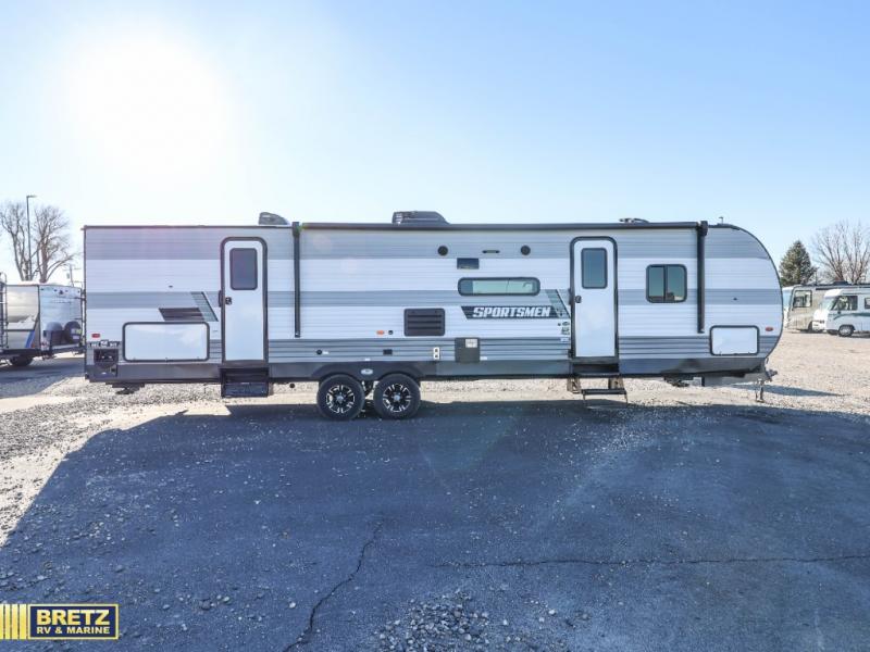 RV listing image