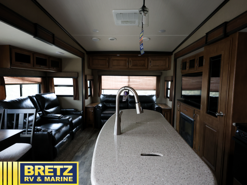 RV listing image