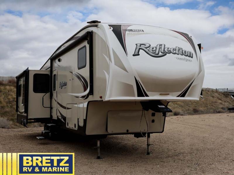 RV listing image