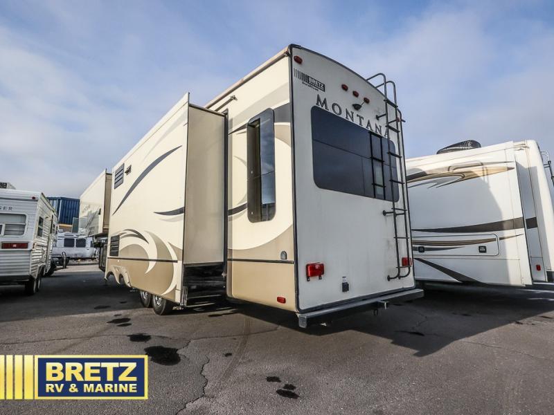 RV listing image