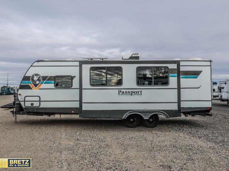 RV listing image