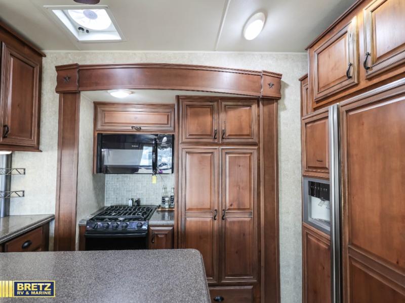 RV listing image