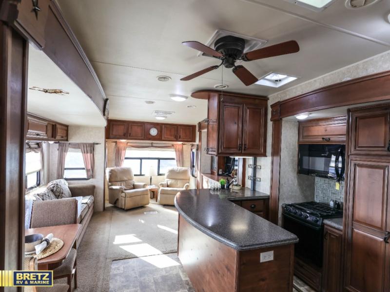 RV listing image