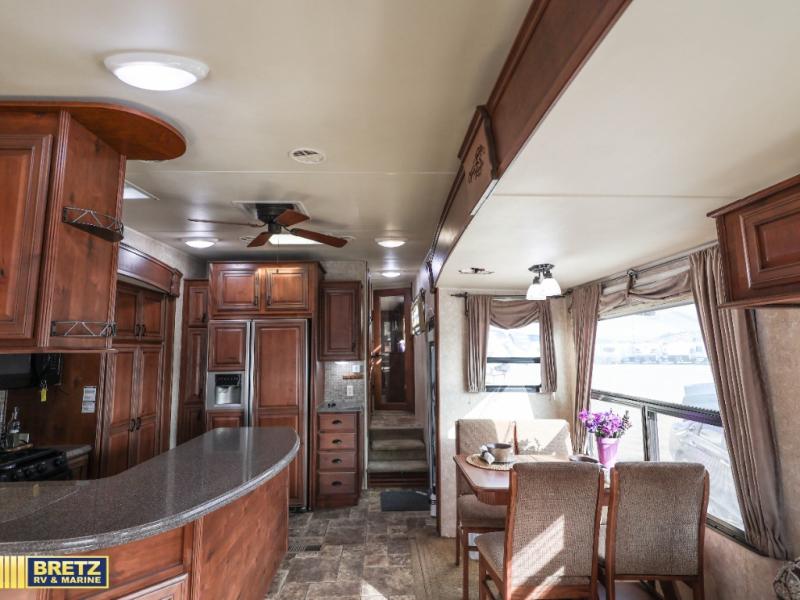 RV listing image