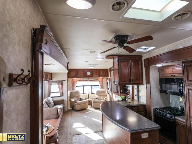RV listing image