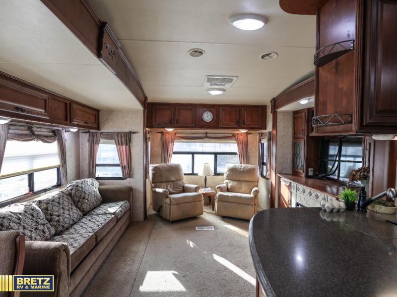 RV listing image