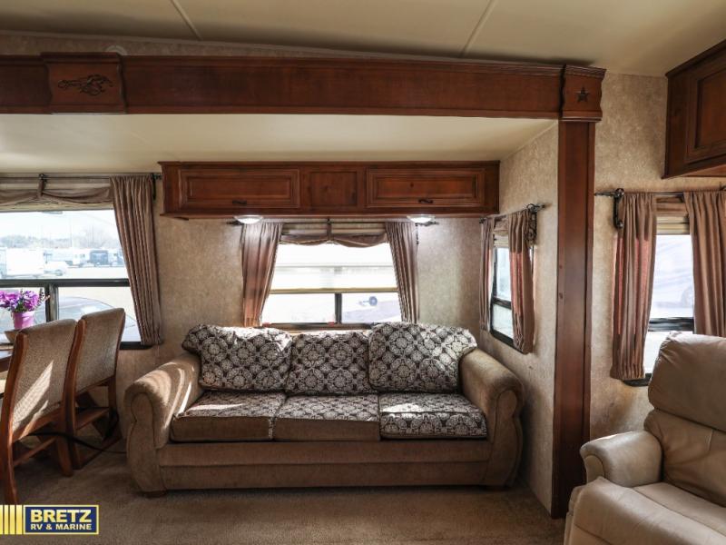 RV listing image
