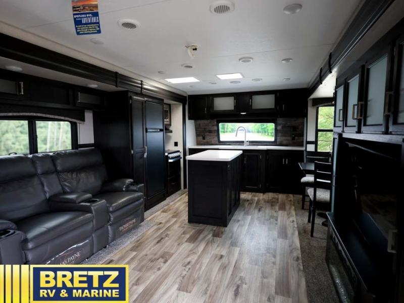 RV listing image