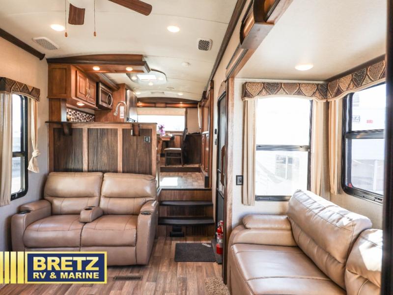 RV listing image