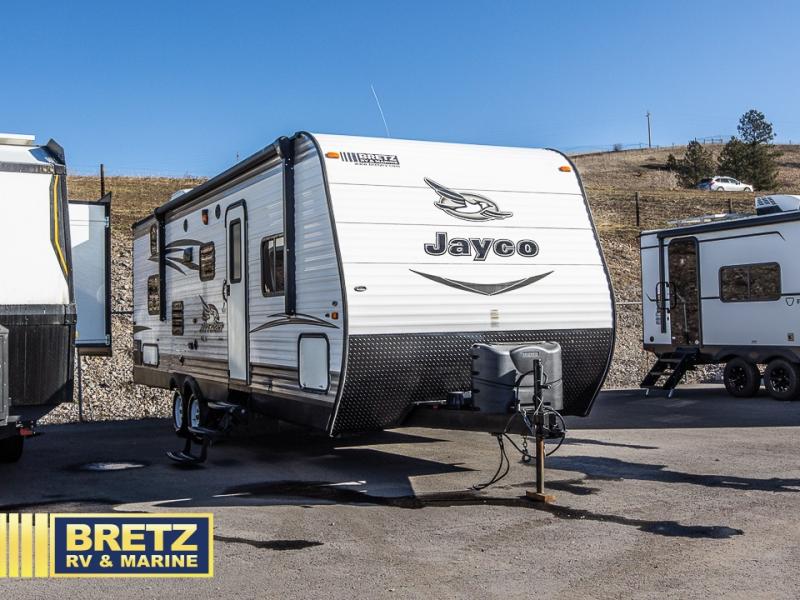 RV listing image