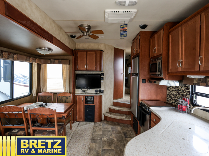 RV listing image