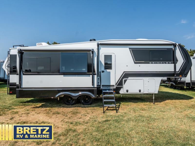 RV listing image