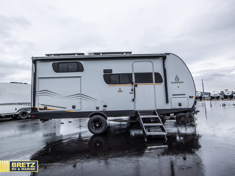 RV listing image