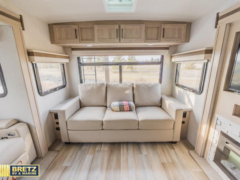 RV listing image