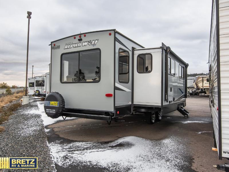 RV listing image