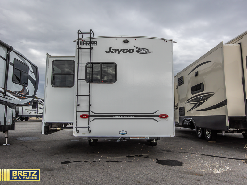 RV listing image